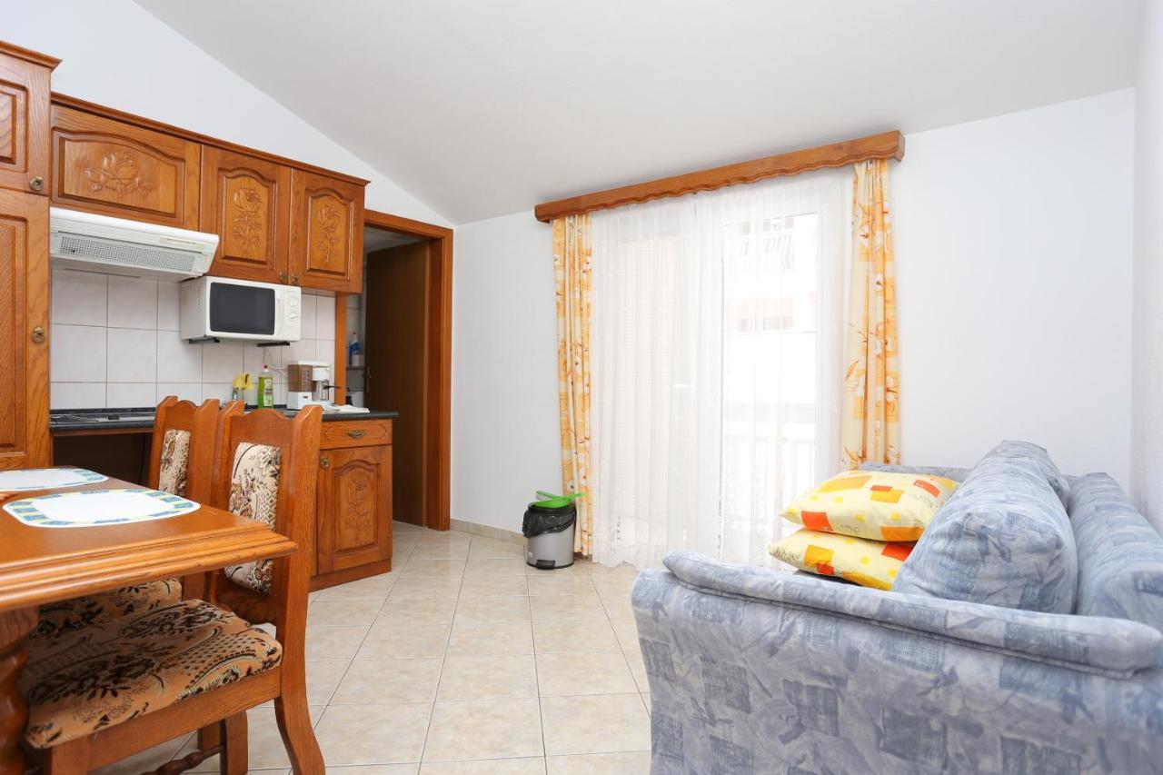 Apartments With A Parking Space Stanici, Omis - 2818 Tice エクステリア 写真
